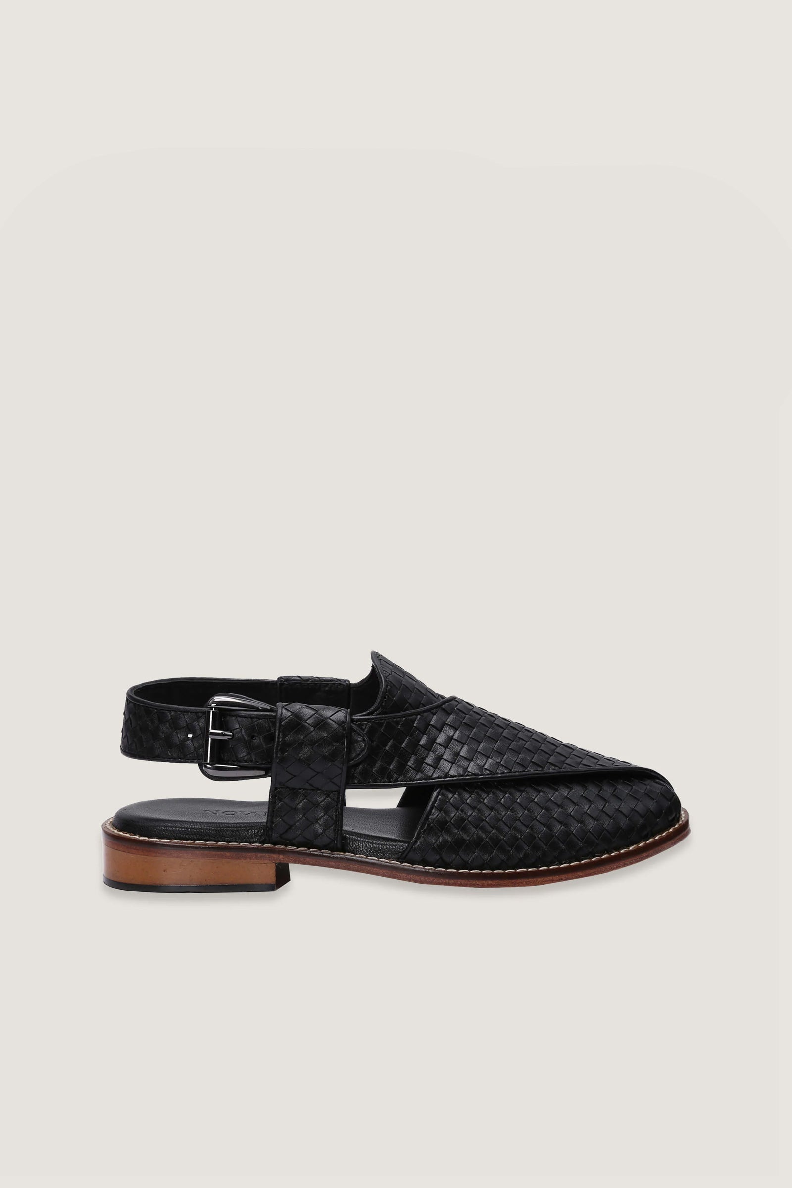 Hand-Woven King Khan Black Sheep Leather Peshawari Chappals-novado