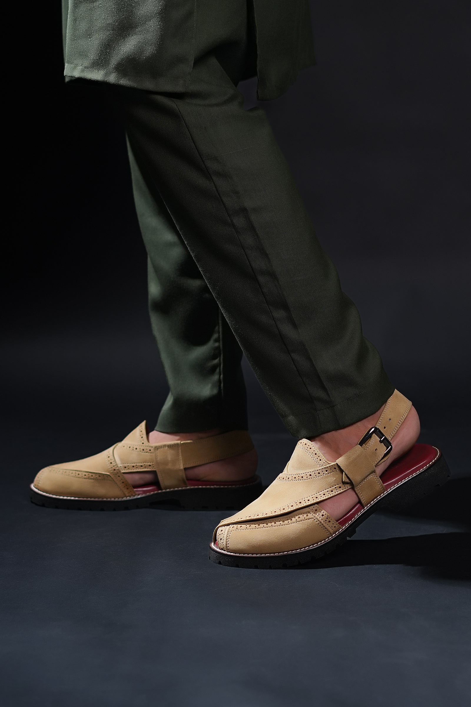 Suede Brogue Peshawari