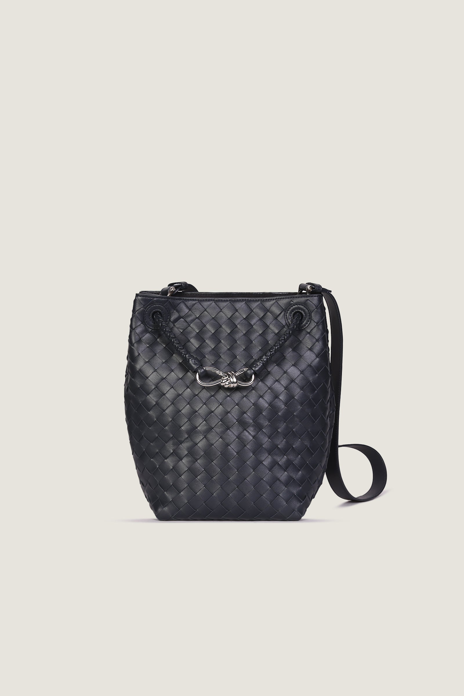 Andiamo Bucket Bag