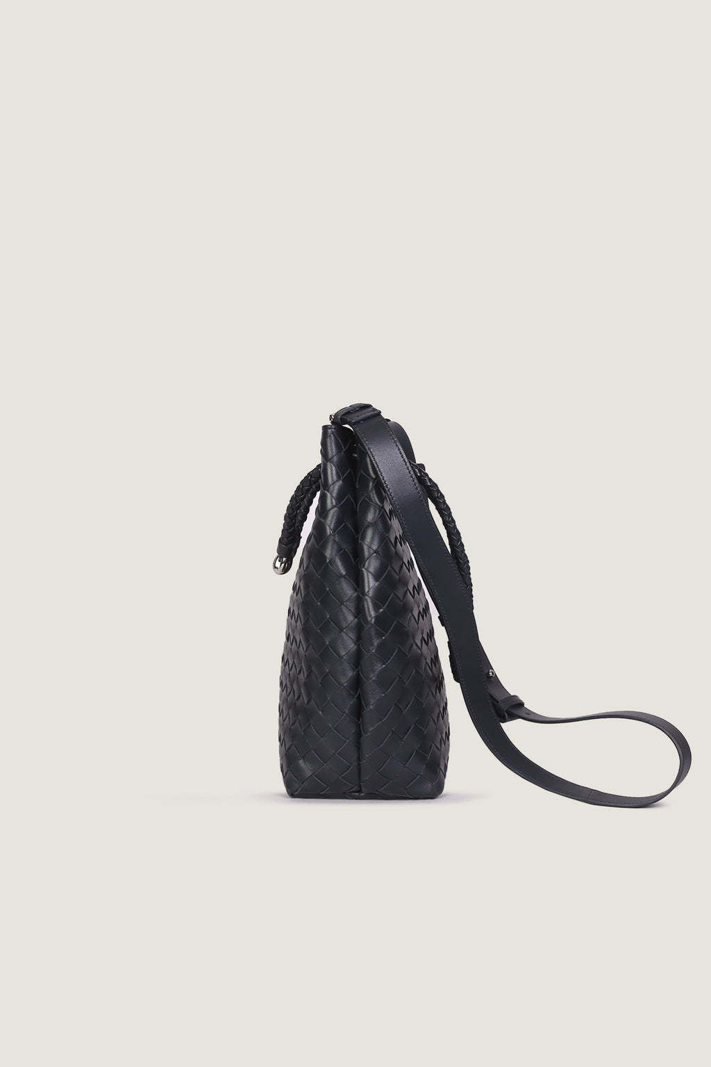 Andiamo Bucket Bag