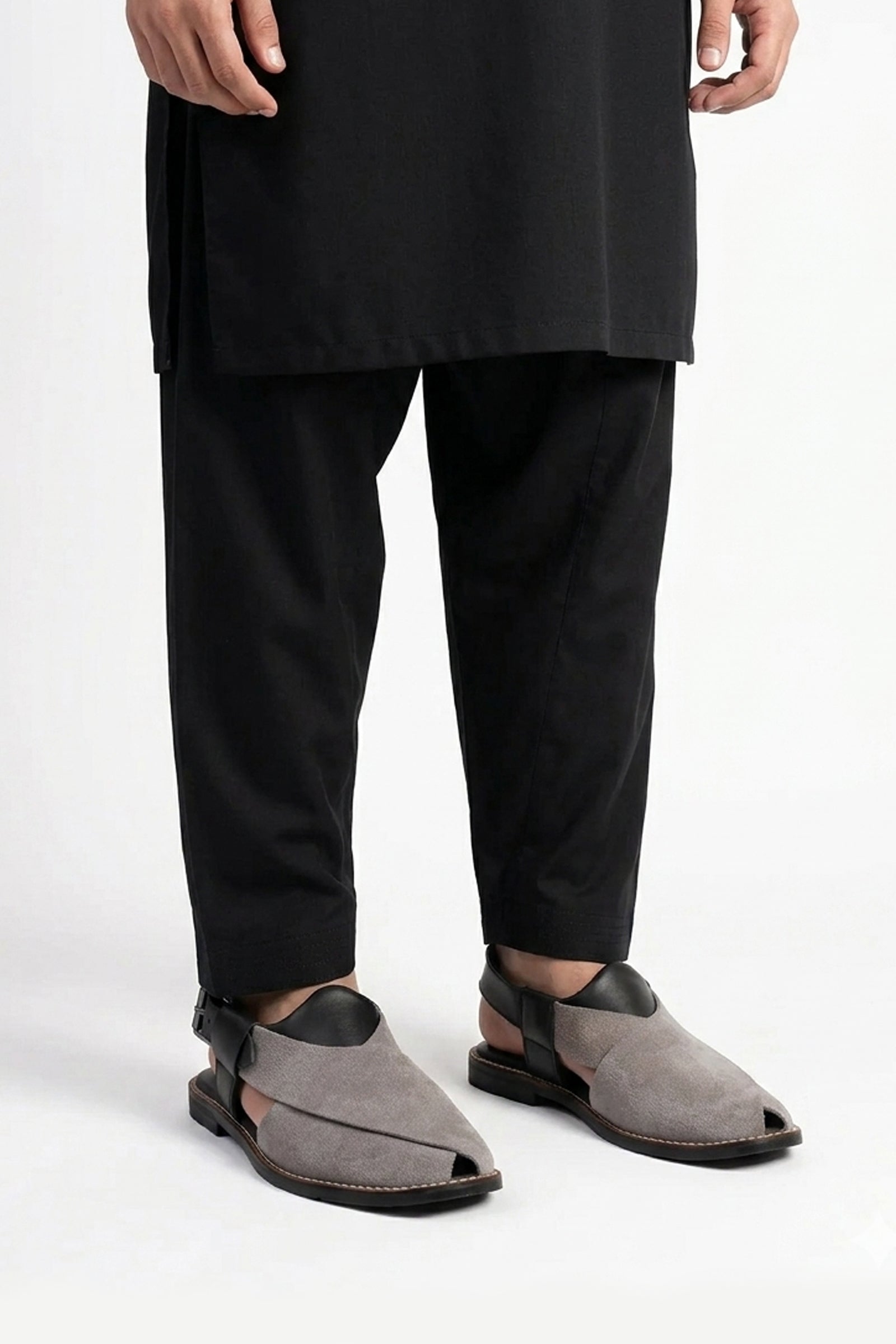 Gull Khan Contrast Leather