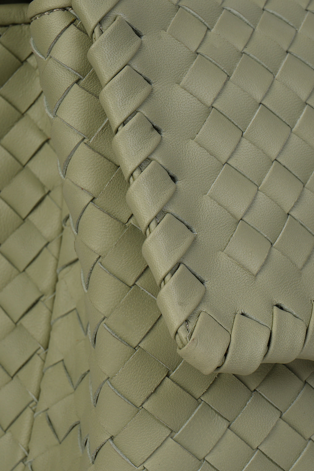 Quinn Shoulder Bag