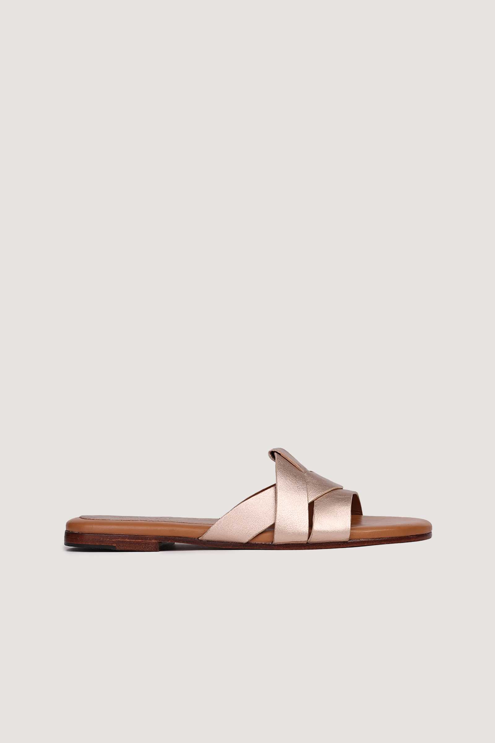Criss-Cross Slipper