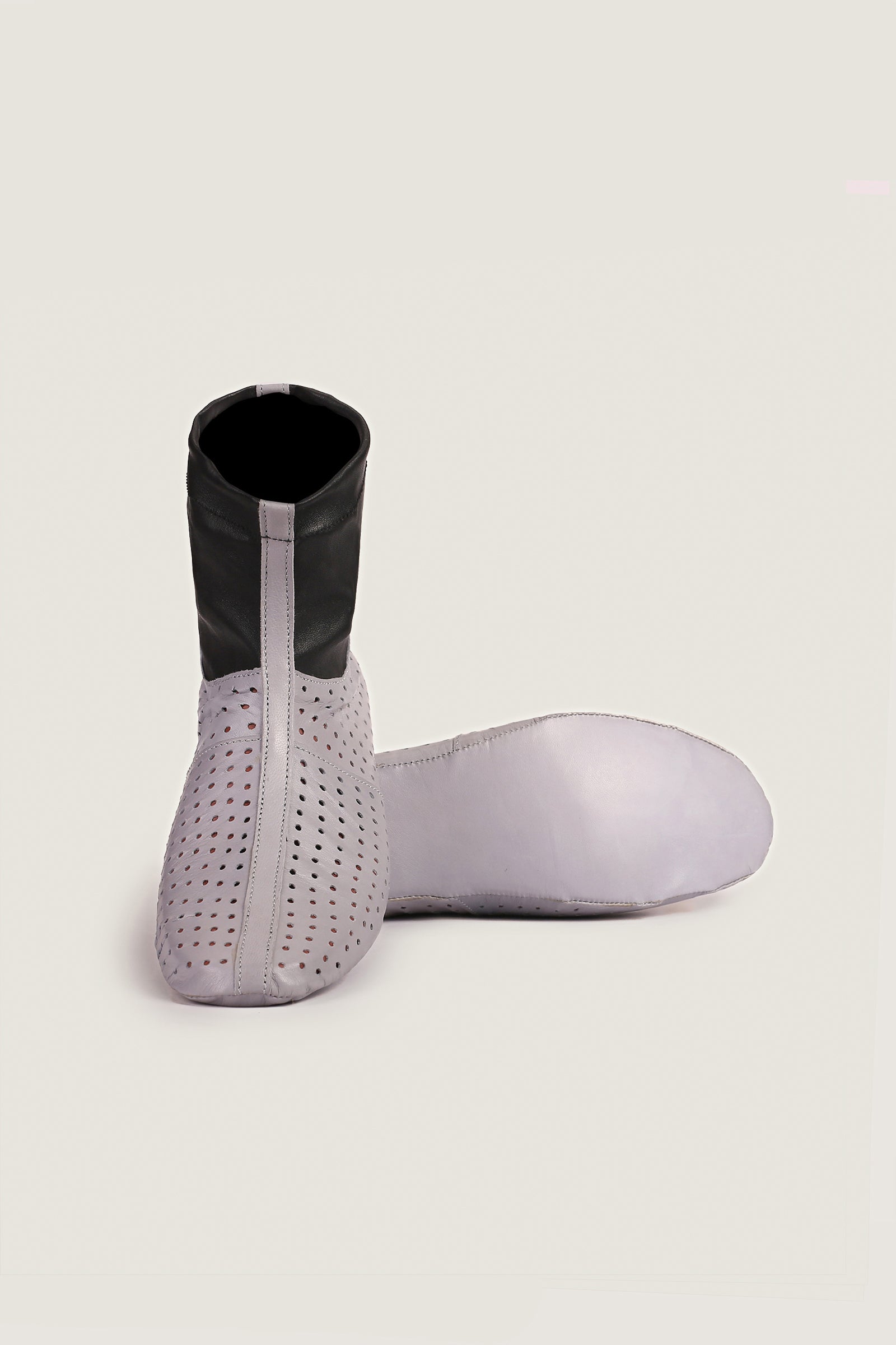 Full Grain Stretch Leather Breathable Socks