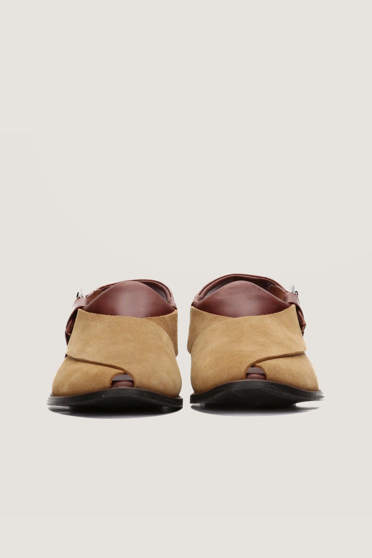 Gull Khan Contrast Leather Novado
