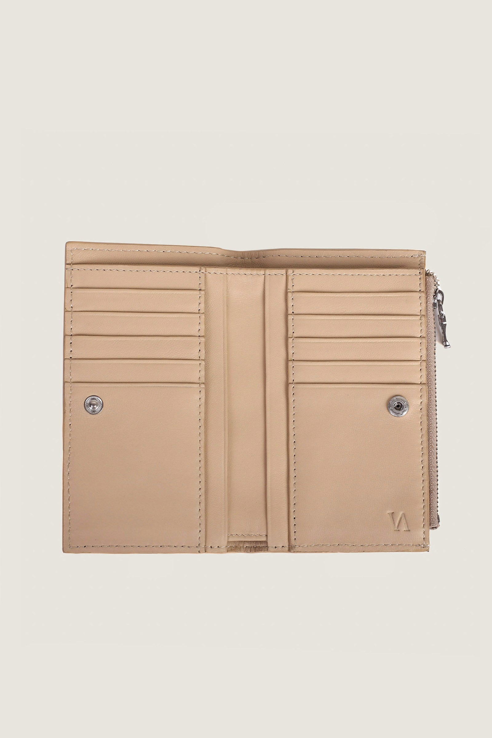 Leather Intrecciato Bifold Card Holder