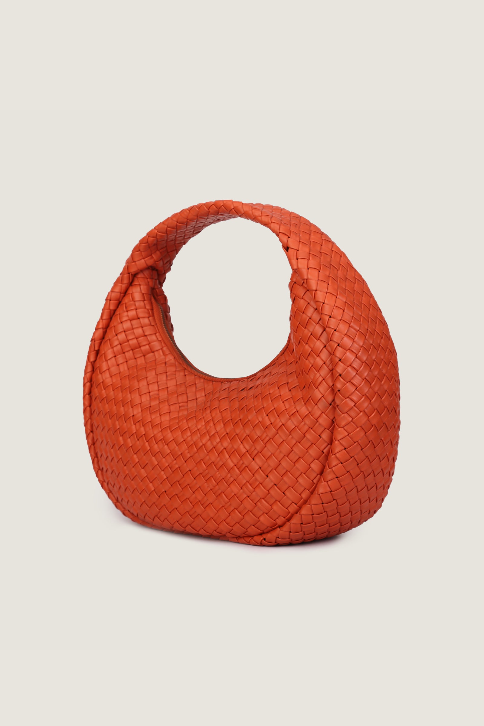 Woven Shoulder Bag Without Knot