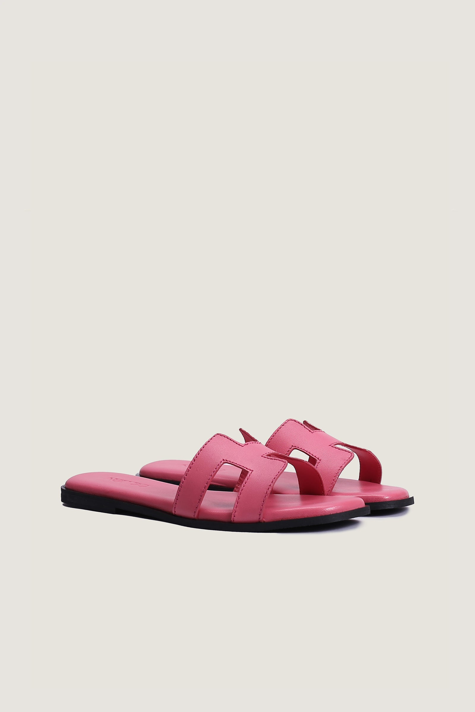H Style Slipper