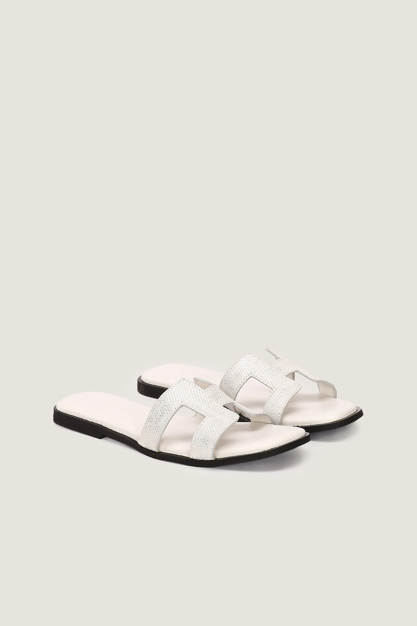 H Style Slipper
